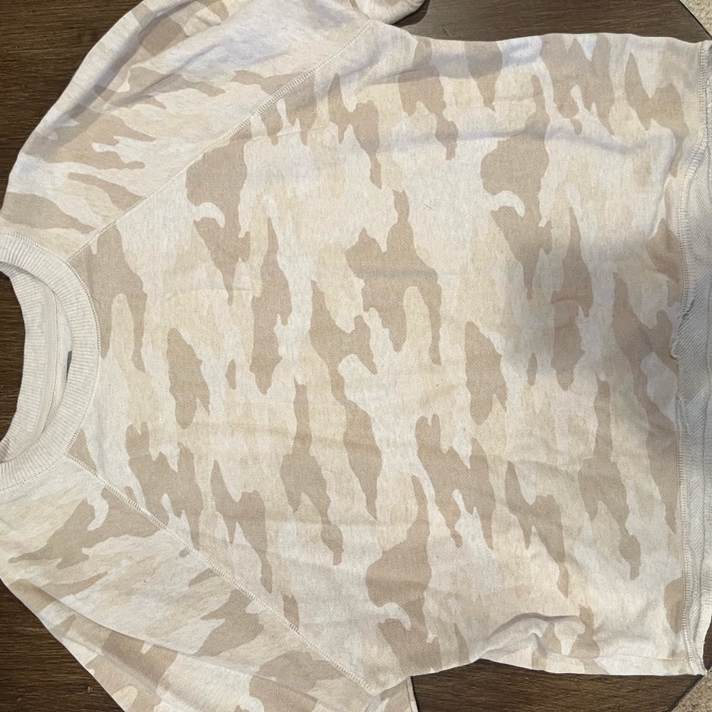 Aerie sweatshirt worn a few times, small stain pictured